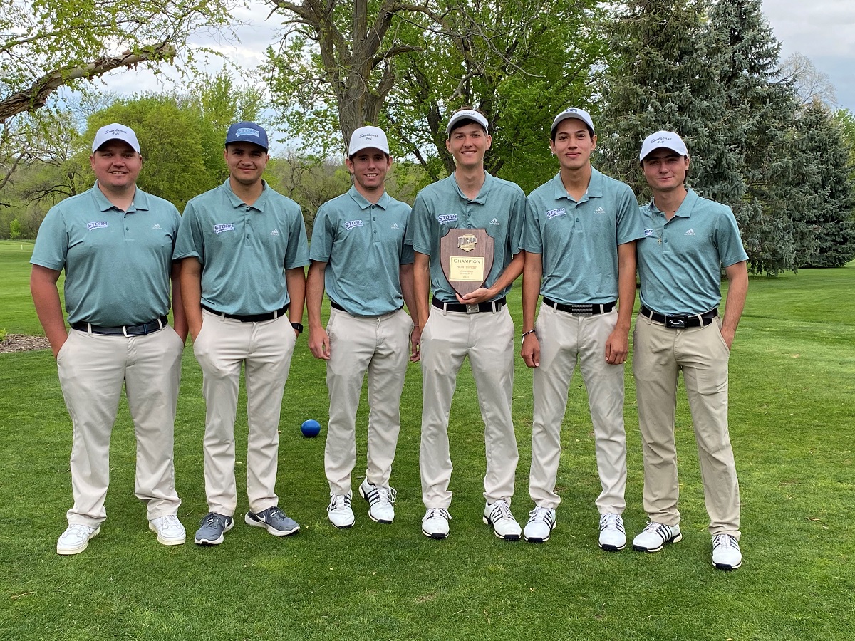 men's golf team