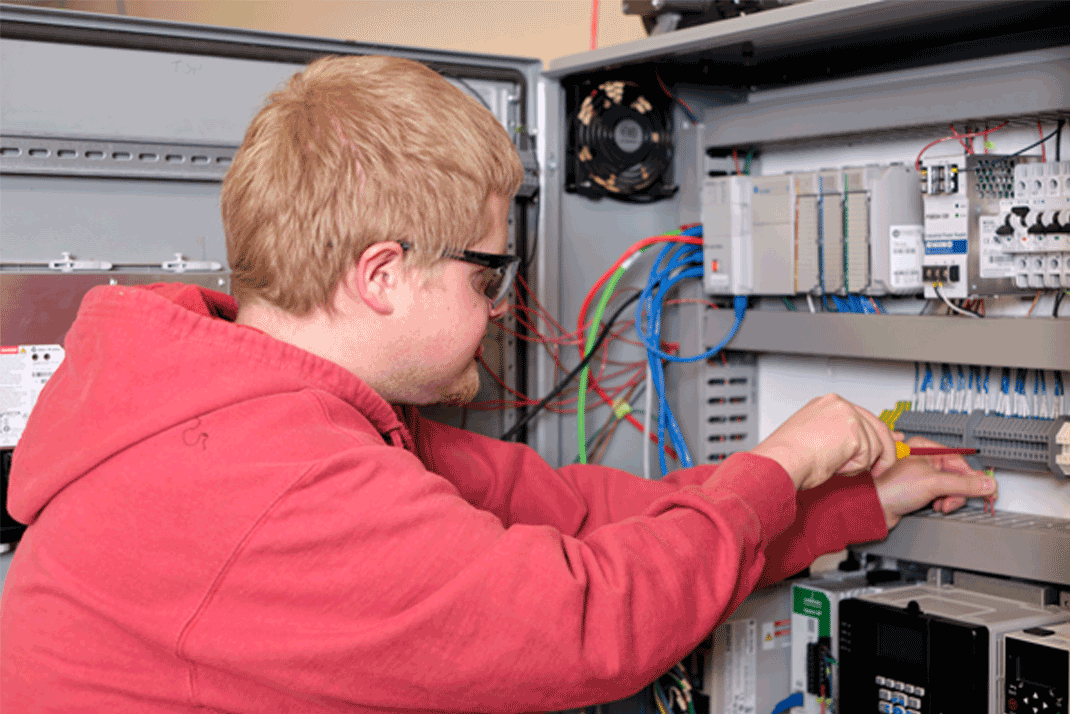 Electrical & Electromechanical Technology - Industrial Maintenance Technician student